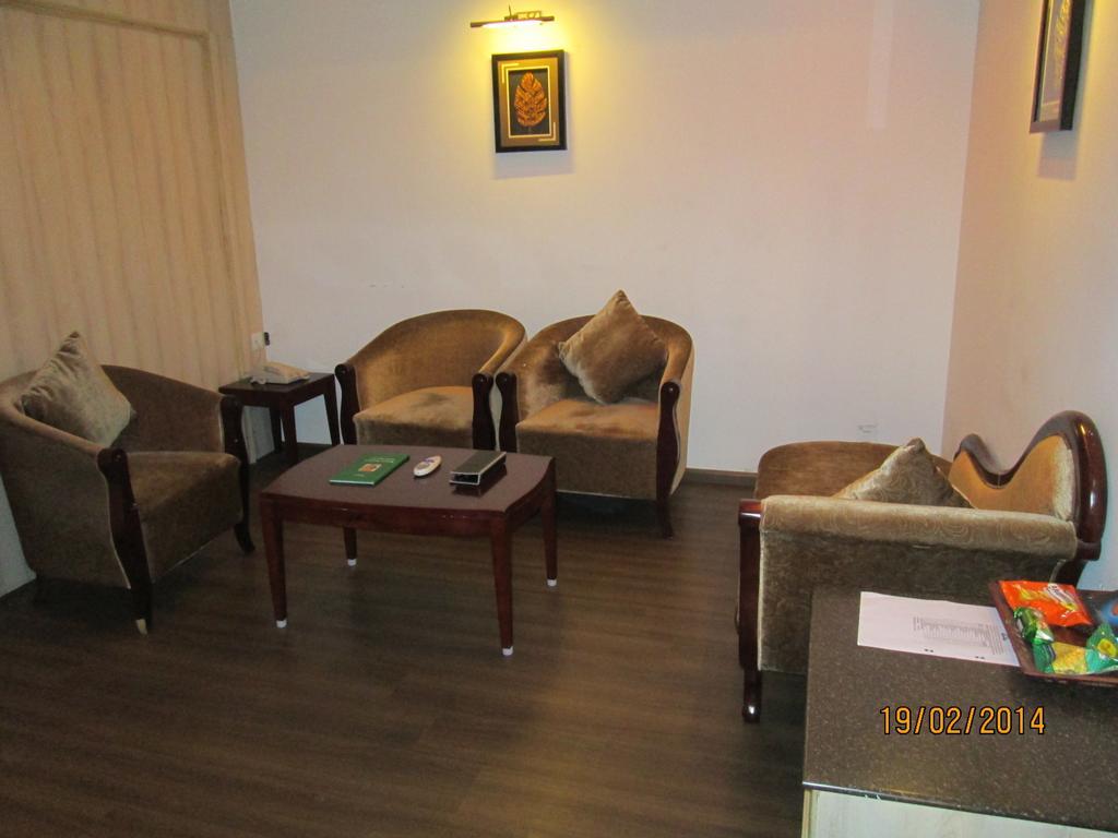 Rr Inn Palayankottai Quarto foto